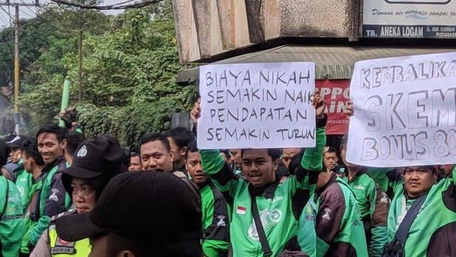 Tidak Terima Parkir Berlangganan Ojol Cekcok Dengan Dishub