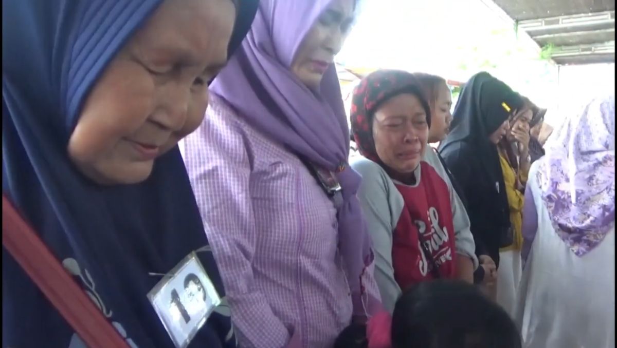 Ibu Ibu Di Tegal Ikut Lomba Menangis Taman Wisata Purbawana